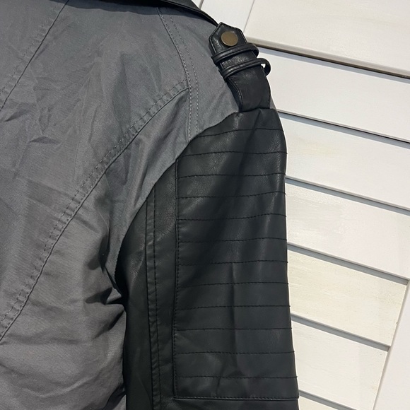 Moto jacket - Picture 8 of 8